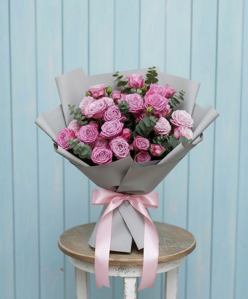 Букет цветов из: Розы в Монетный