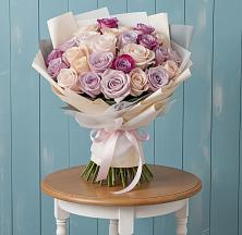 Букет цветов из:  Розы в Монетный