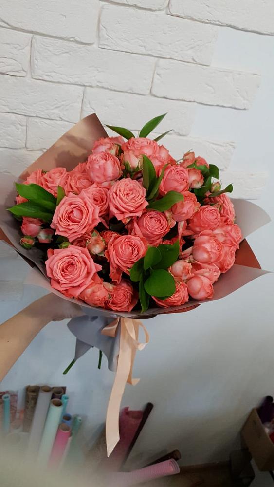 Букет цветов из: Розы в Монетный