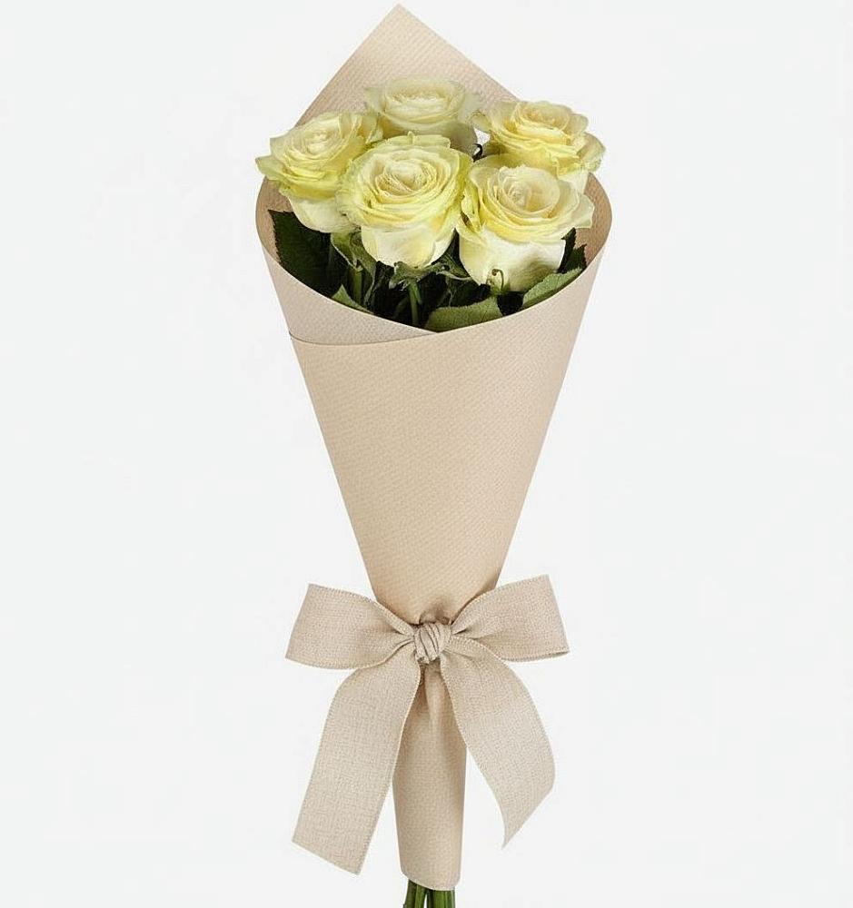 Букет цветов из: Розы в Монетный