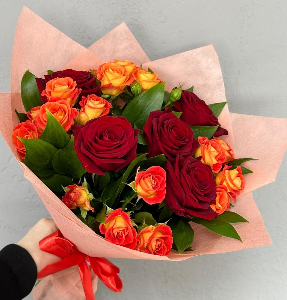 Букет Любовь и восторг в Монетный