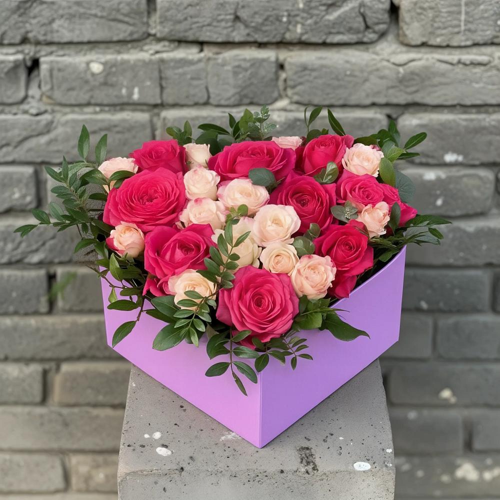 Цветочная композиция из Розы в коробке в Монетный