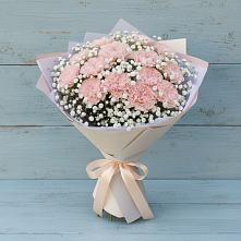 Букет цветов из:  Гвоздики в Монетный
