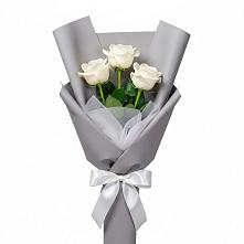 Букет 3 белые розы #REPLACE_PRED# Монетный