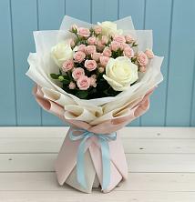Букет цветов из:  Розы в Монетный