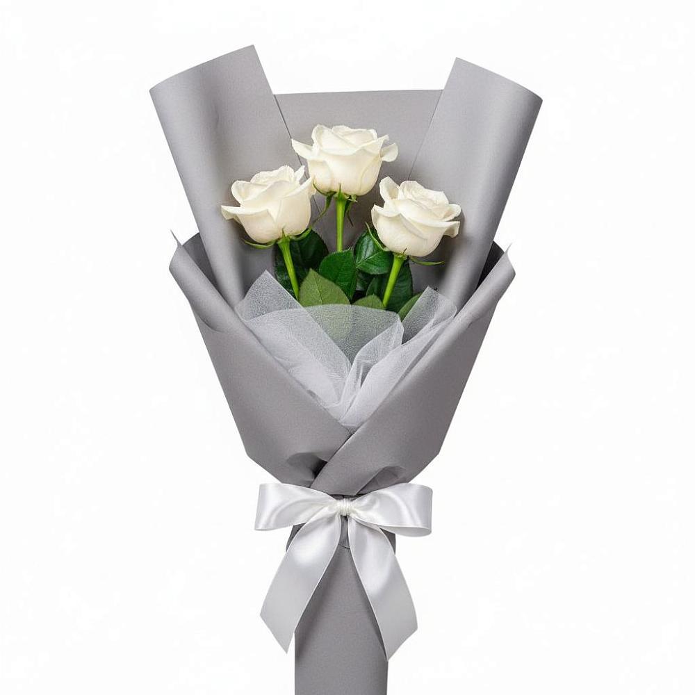 Букет 3 белые розы в Монетный