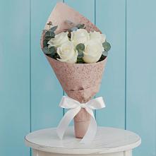 Букет цветов из:  Розы в Монетный