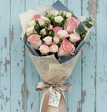 Букет цветов из:  Розы в Монетный