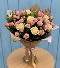Букет цветов из:  Розы в Монетный