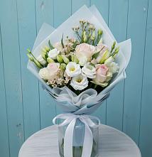 Букет цветов из:  Розы и Лизиантусы #REPLACE_PRED# Монетный