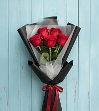 Букет цветов из:  Розы в Монетный
