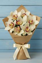 Букет цветов из:  Орхидеи и Розы в Монетный